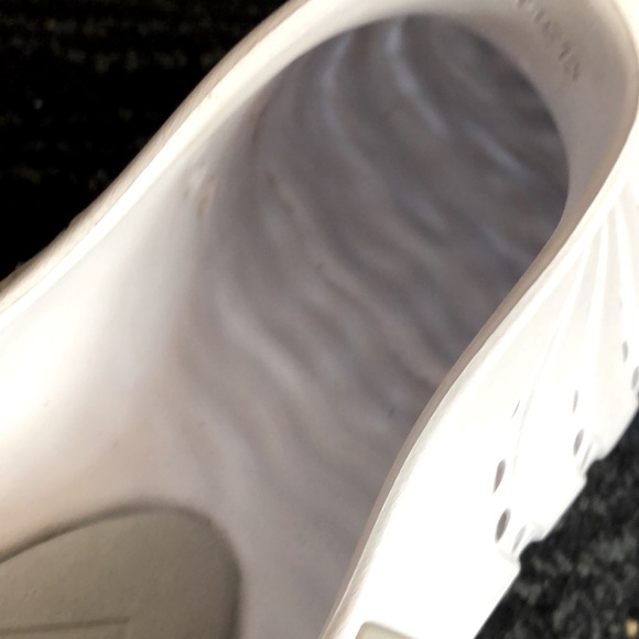 SPERRY (13) Men’s Water Strider White Rubber Water Shoes - Picture 11 of 12